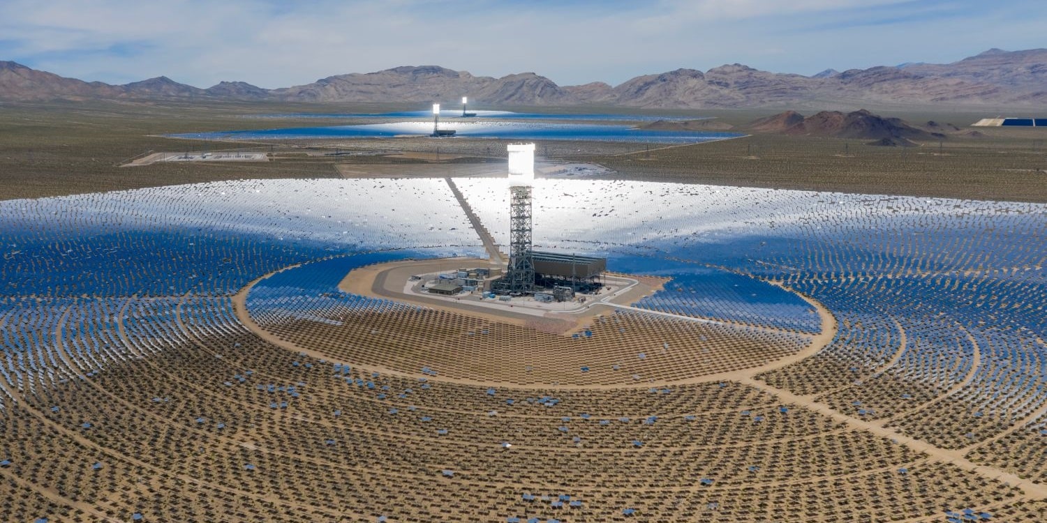 SolGen Blockchain IoT Solution For Solar Energy Management